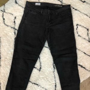 Gap black Women’s size 10/30 always skinny jeans